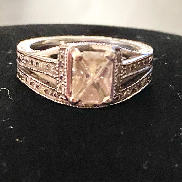 Wedding/Engagement Ring - Picture 2 of 8